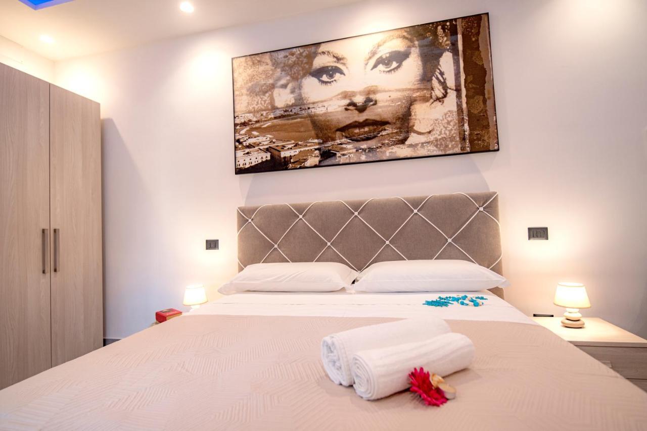 La Dolce Vita Rooms Procida Exterior photo
