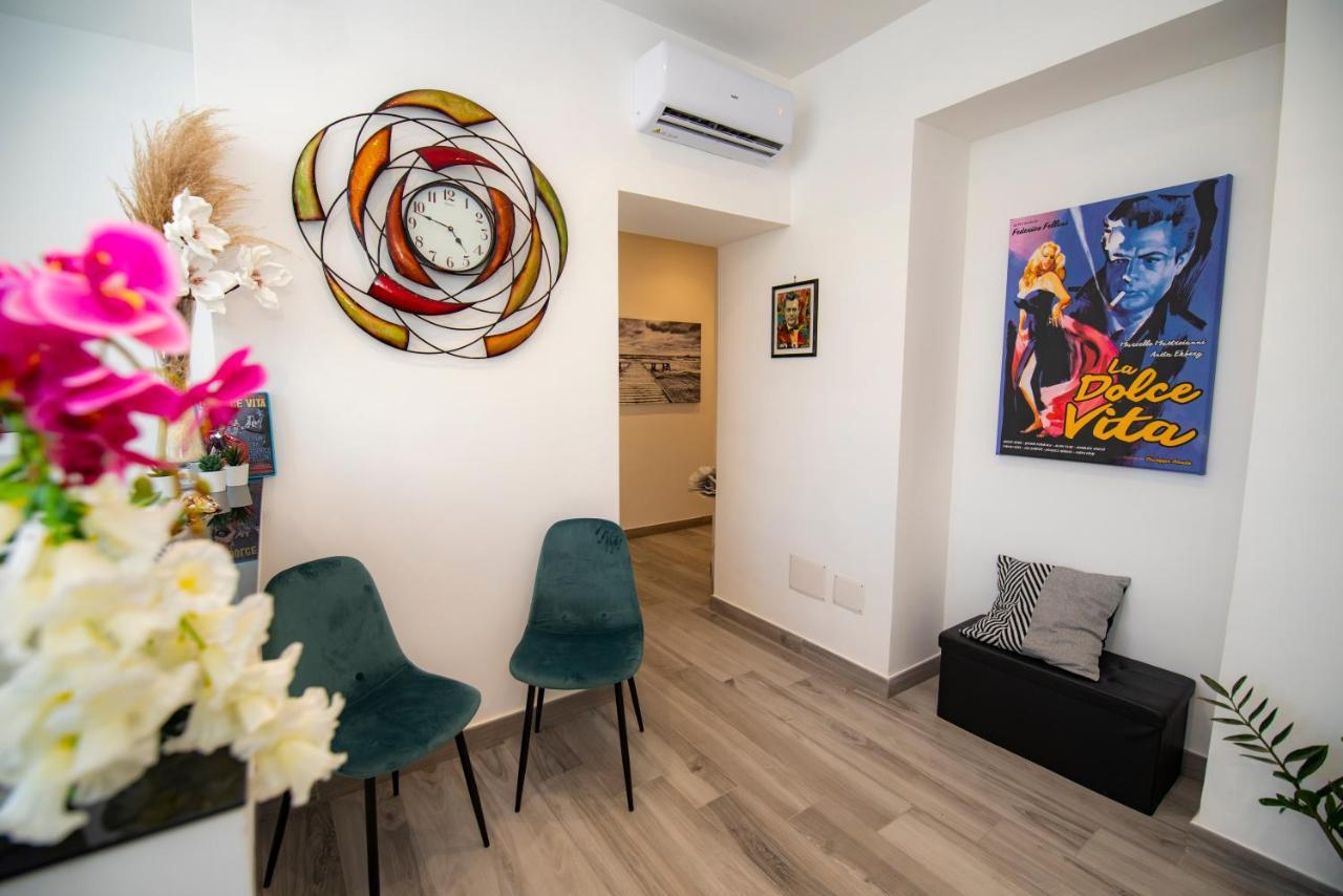 La Dolce Vita Rooms Procida Exterior photo