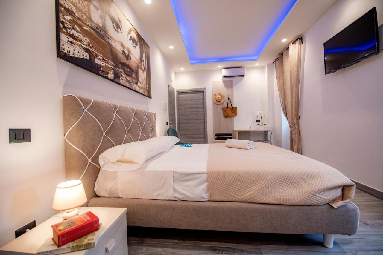 La Dolce Vita Rooms Procida Exterior photo